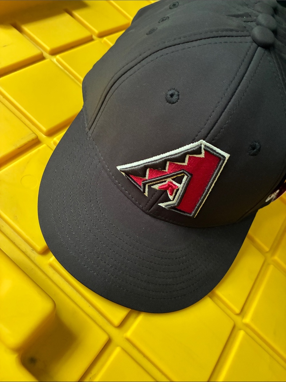 Arizona Diamondbacks Men's Gray Logo Baseball Cap